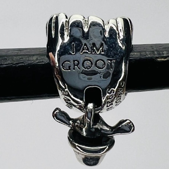 NWOT Pandora x Marvel Guardians Dancing Baby Groot Charm - 792554C01 - Picture 12 of 12